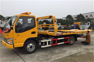 颍州哪里有拖车服务