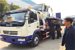 颍州汽车道路救援拖车价格